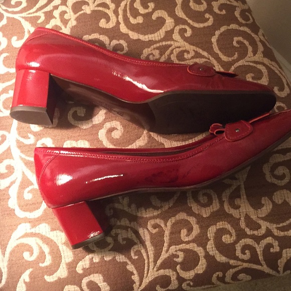 Salvatore Ferragamo red heels - Picture 7 of 7